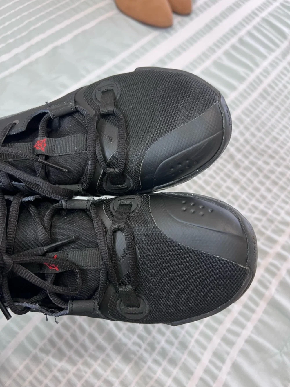 Nike Air Zoom Crossover 2 'Black Anthracite' sneakers shoes size 5Y